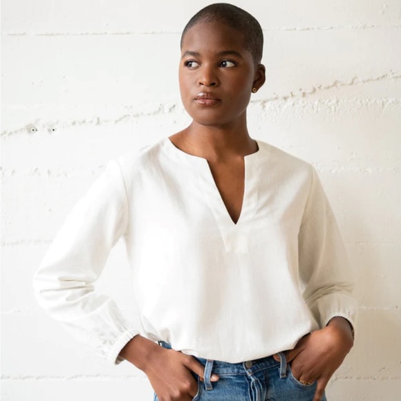 WVN Linen Blouse - Picture 2 of 6